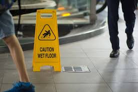 Can I File A Slip and Fall Suit In Atlanta If There Were Signs Posted? | Fast Help