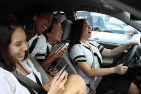 How To Help Teenage Drivers Avoid Distractions and Car Accidents | Fast Help