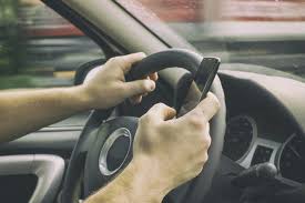 Alarming Statistics For Drivers Who Text | Fast Help